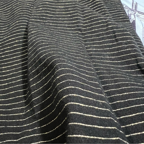 Old Navy Women's Black and Gold Striped Leggings - Picture 3 of 7